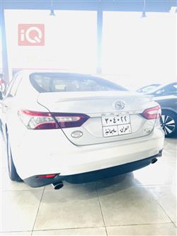 تۆیۆتا کامری